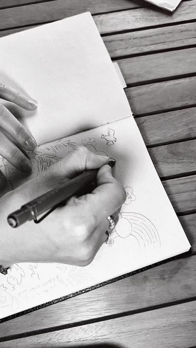Instagram-Beitrag von JA. Creations: Ello ☀️ Ein kleines Stück Sonne aus meinem Sketchbook.