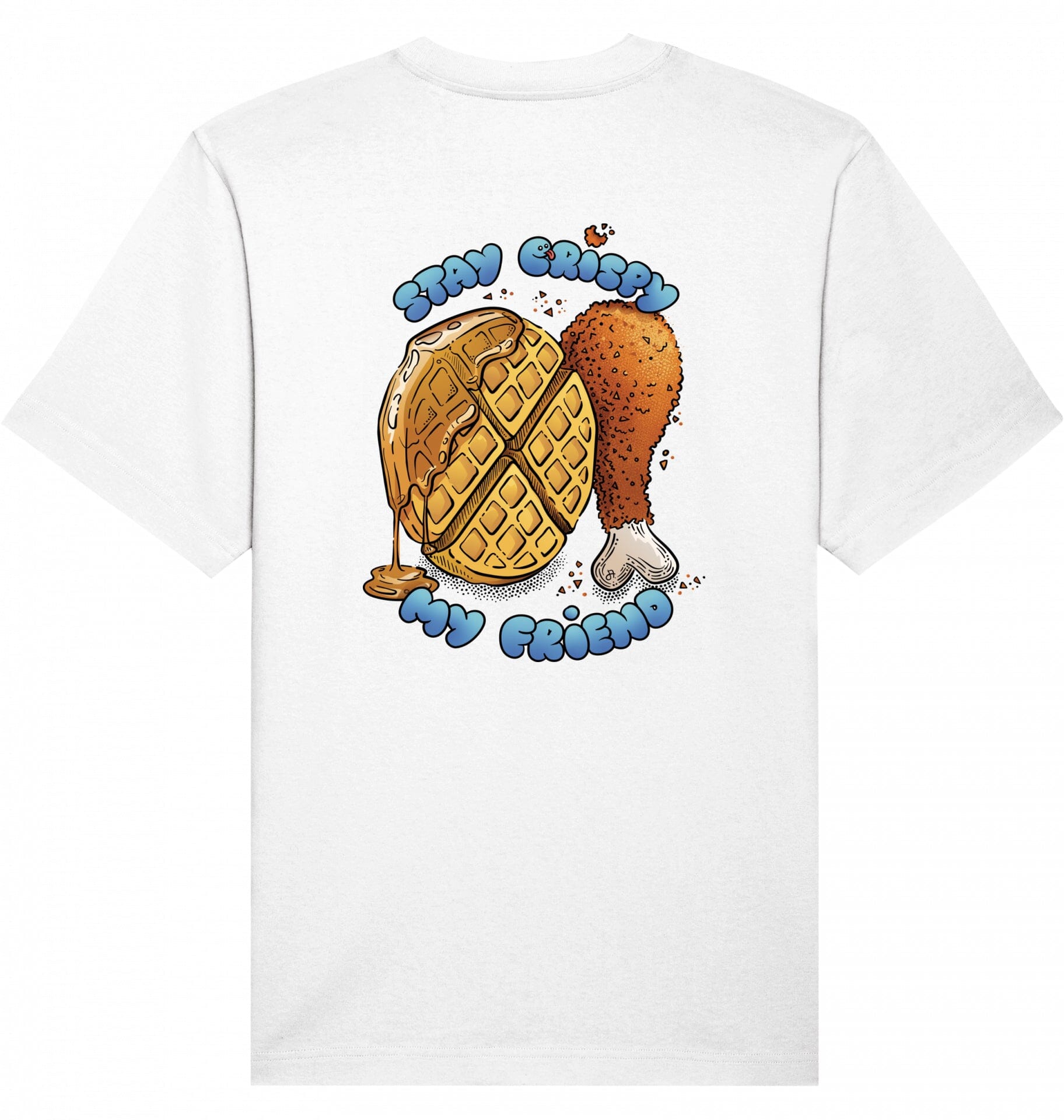 Weißes T‑Shirt Rückansicht mit Waffel-und-Hähnchen-Motiv, Sirup auf Waffel und blauer Bubble-Schriftzug